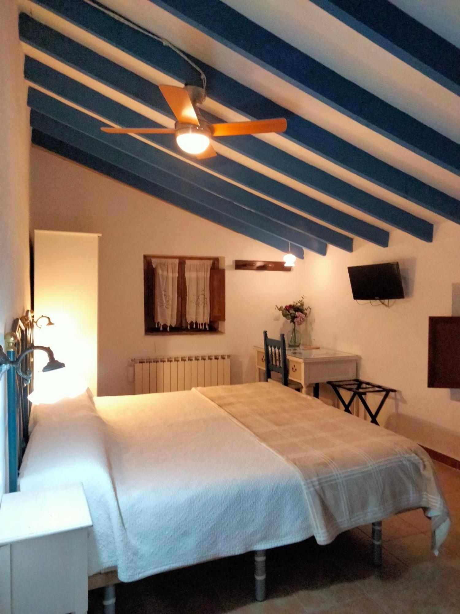 Hostal Los Aromas Villena Luaran gambar